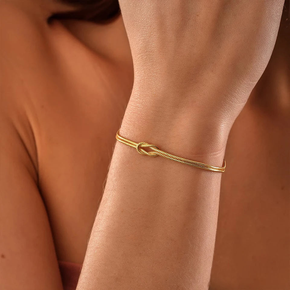 eManco Fashion High Quality Stainless Steel Gold Plated Couple Bracelets Classic Round Snake Chain Knotted Simple Accessories